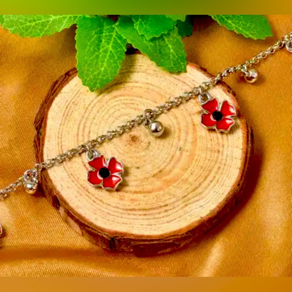 ❤️Poppy Charm Bracelet❤️